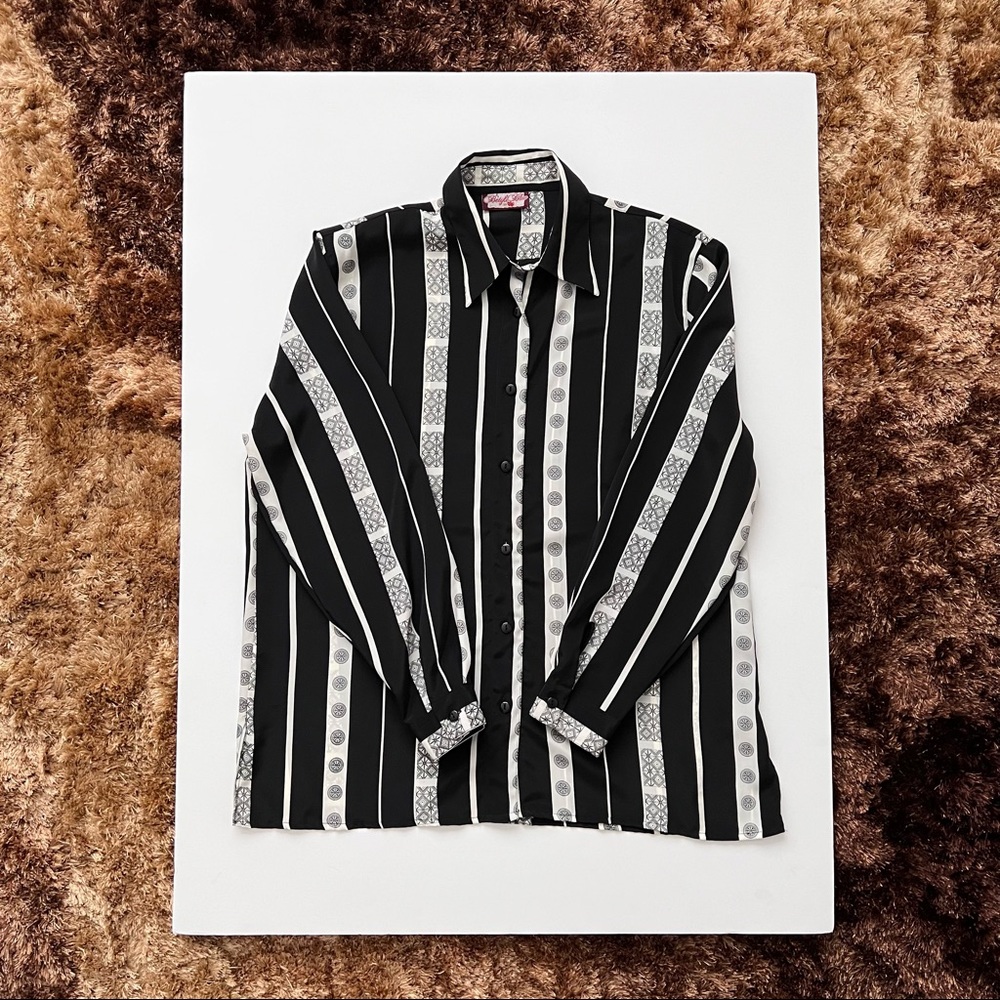 Black and white button up shirt